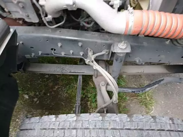 平成27年06月中古中型日産UDUDトラックスの画像24