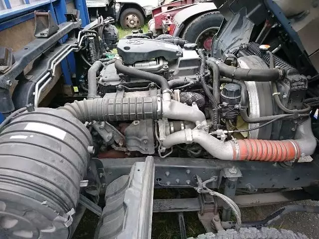 平成27年06月中古中型日産UDUDトラックスの画像7