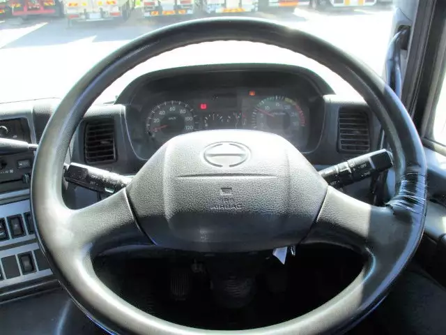 平成18年05月中古大型トラクタヘッド日野プロフィアの画像21