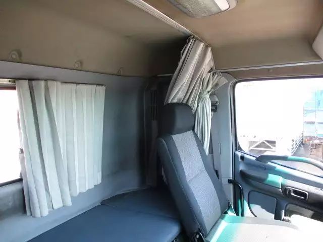 平成18年05月中古大型トラクタヘッド日野プロフィアの画像30