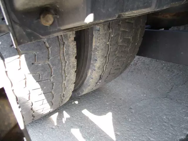 平成18年05月中古大型トラクタヘッド日野プロフィアの画像35