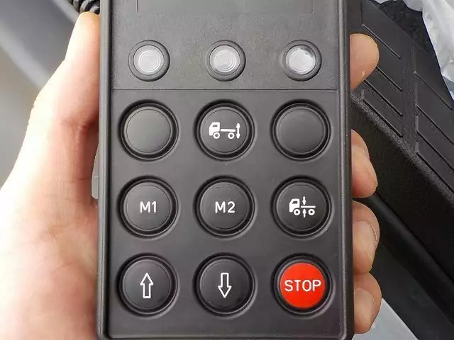 令和02年11月中古中型冷凍バン・ウィング日野日野の画像33