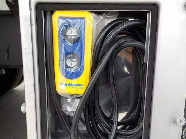 令和02年11月中古中型冷凍バン・ウィング日野日野の画像26