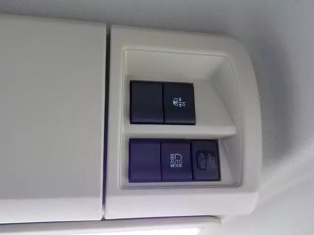 令和02年11月中古中型冷凍バン・ウィング日野日野の画像49