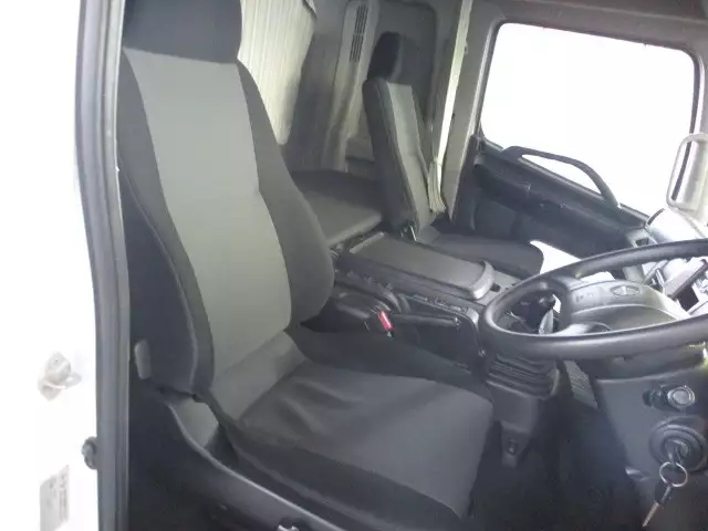 平成26年02月中古中型日野日野の画像53