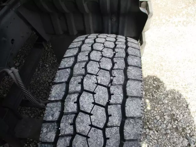 平成24年12月中古大型日産UDUDトラックスの画像12