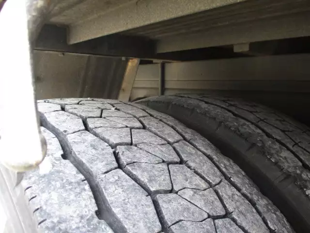 平成24年12月中古大型日産UDUDトラックスの画像16