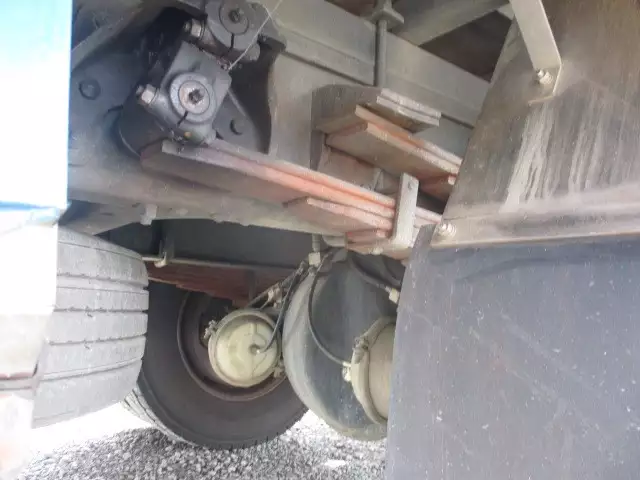 平成24年12月中古大型日産UDUDトラックスの画像20