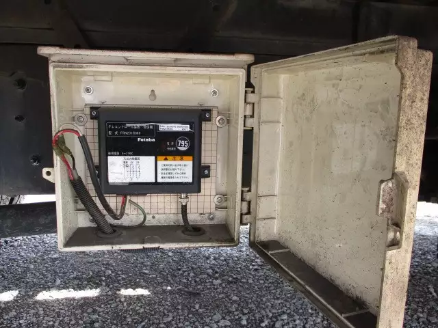 平成24年12月中古大型日産UDUDトラックスの画像30