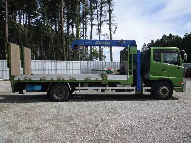 平成24年12月中古大型日産UDUDトラックスの画像4