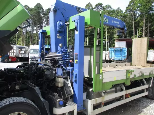 平成24年12月中古大型日産UDUDトラックスの画像33