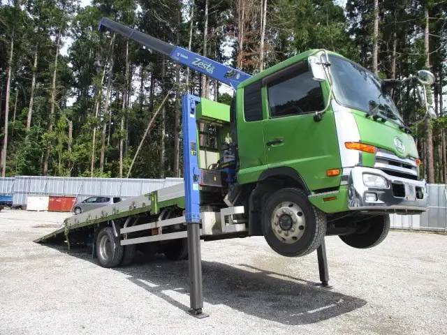 平成24年12月中古大型日産UDUDトラックスの画像36