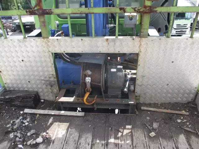 平成24年12月中古大型日産UDUDトラックスの画像40