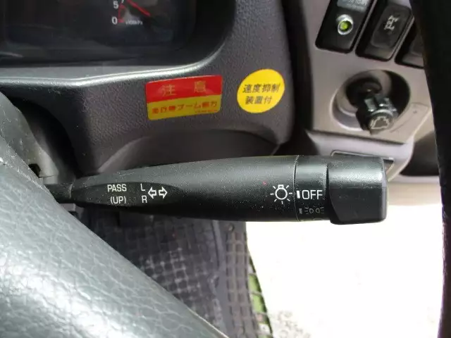 平成24年12月中古大型日産UDUDトラックスの画像57