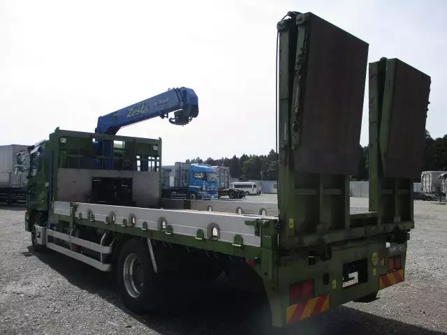 平成24年12月中古大型日産UDUDトラックスの画像7