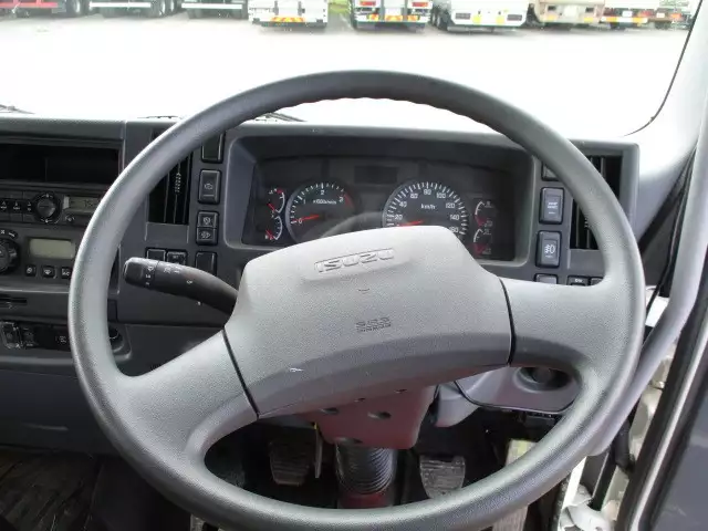 平成29年01月中古中型いすゞフォワードの画像37