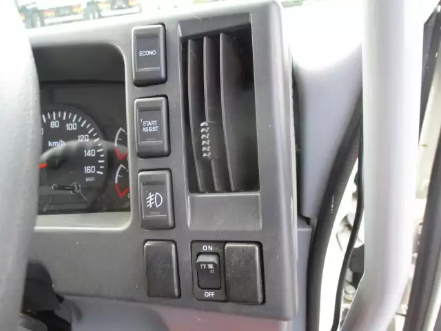 平成29年01月中古中型いすゞフォワードの画像39