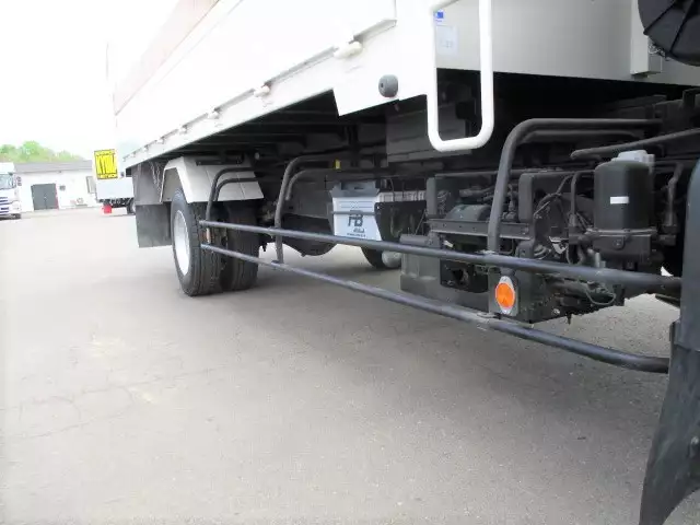 平成29年01月中古中型いすゞフォワードの画像9