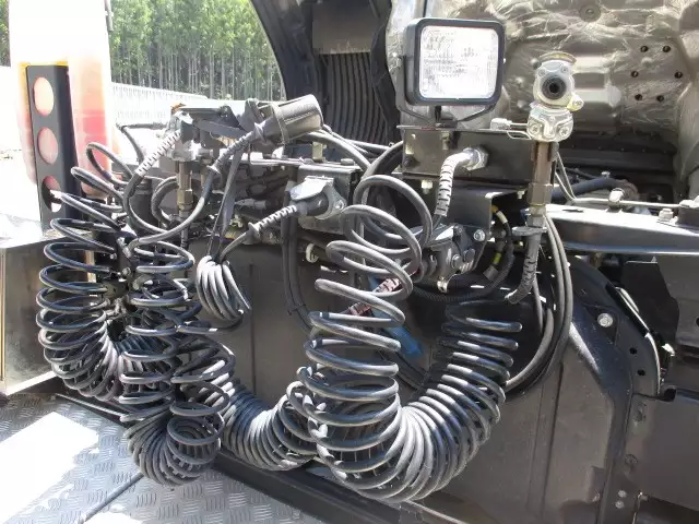 平成29年09月中古大型トラクタヘッド三菱ふそう三菱の画像32