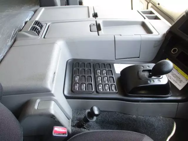 平成29年09月中古大型トラクタヘッド三菱ふそう三菱の画像37