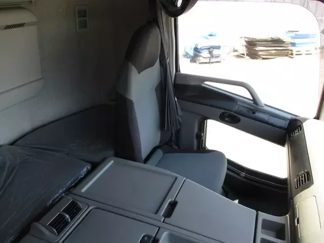 平成29年09月中古大型トラクタヘッド三菱ふそう三菱の画像48