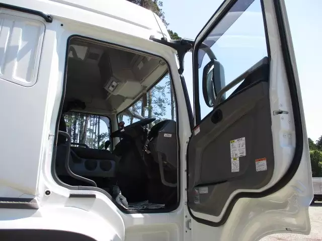 平成29年09月中古大型トラクタヘッド三菱ふそう三菱の画像51