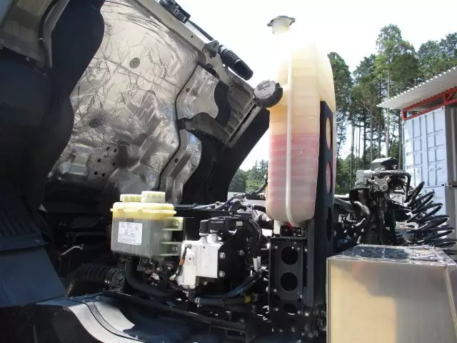 平成29年09月中古大型トラクタヘッド三菱ふそう三菱の画像56