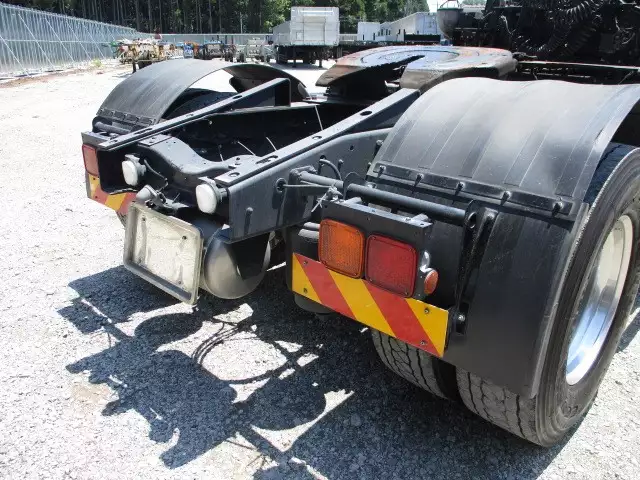 平成30年08月中古大型トラクタヘッド日産UDUDトラックスの画像29