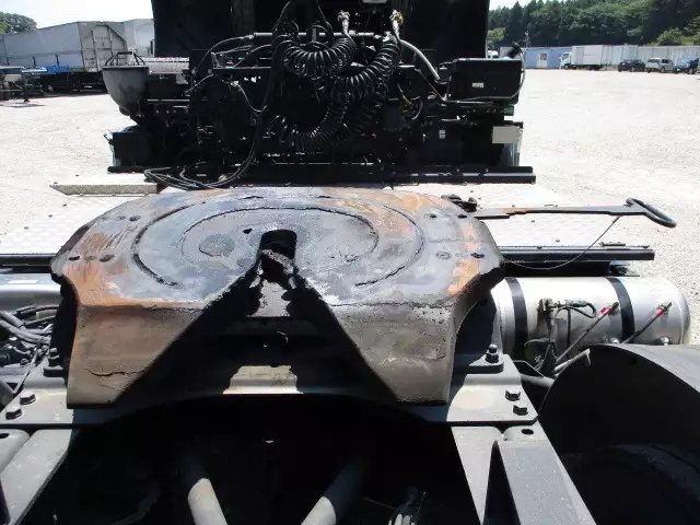 平成30年08月中古大型トラクタヘッド日産UDUDトラックスの画像36