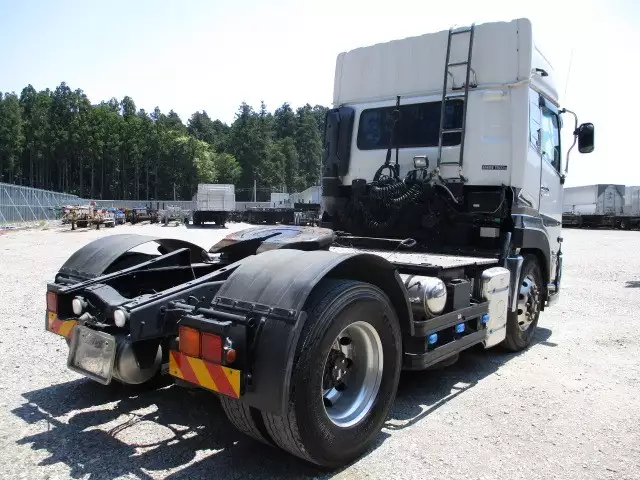 平成30年08月中古大型トラクタヘッド日産UDUDトラックスの画像5