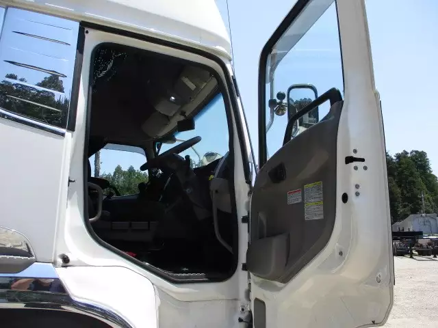 平成30年08月中古大型トラクタヘッド日産UDUDトラックスの画像43