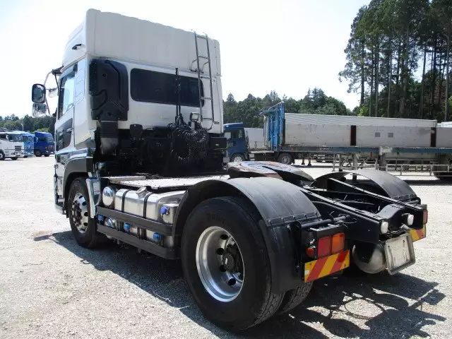 平成30年08月中古大型トラクタヘッド日産UDUDトラックスの画像7