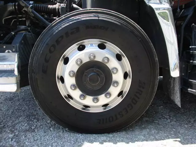 平成30年08月中古大型トラクタヘッド日産UDUDトラックスの画像9