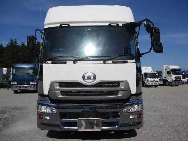 平成29年06月中古大型トラクタヘッド日産UDUDトラックスの画像2