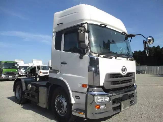 平成29年06月中古大型トラクタヘッド日産UDUDトラックスの画像3