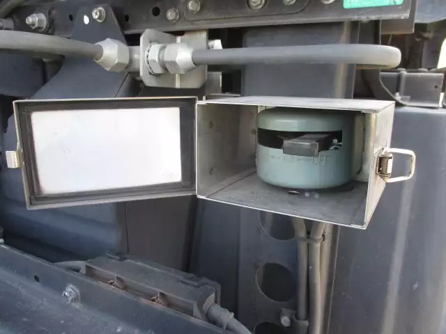 平成29年06月中古大型トラクタヘッド日産UDUDトラックスの画像34