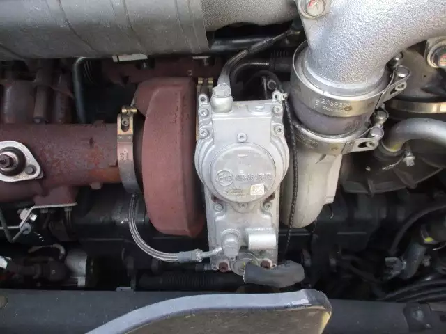 平成29年06月中古大型トラクタヘッド日産UDUDトラックスの画像55