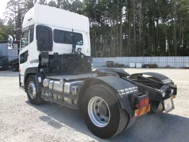 平成29年06月中古大型トラクタヘッド日産UDUDトラックスの画像7