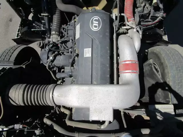 平成25年03月中古大型日産UDクオンの画像22