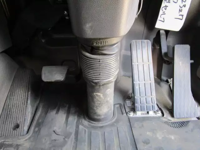 平成25年03月中古大型日産UDクオンの画像32