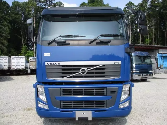 平成26年03月中古大型トラクタヘッドボルボボルボの画像2