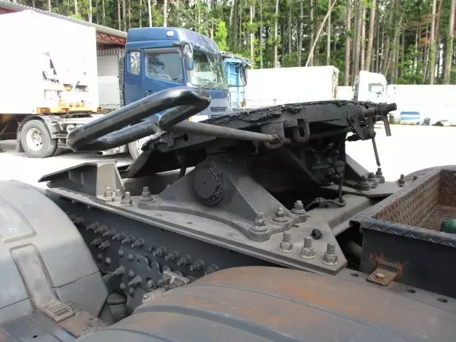 平成26年03月中古大型トラクタヘッドボルボボルボの画像21