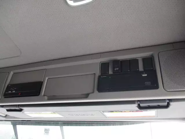 平成26年03月中古大型トラクタヘッドボルボボルボの画像41