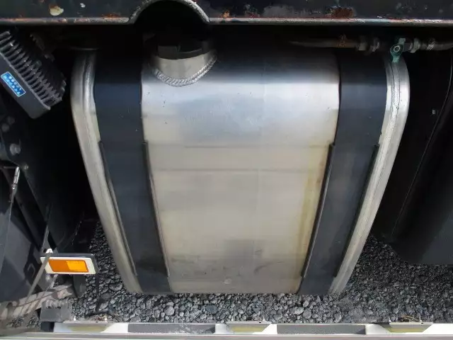 平成26年03月中古大型トラクタヘッドボルボボルボの画像56