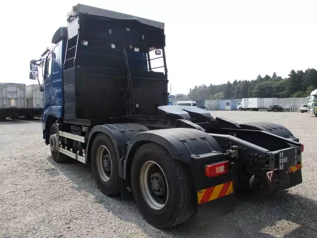 平成26年03月中古大型トラクタヘッドボルボボルボの画像7