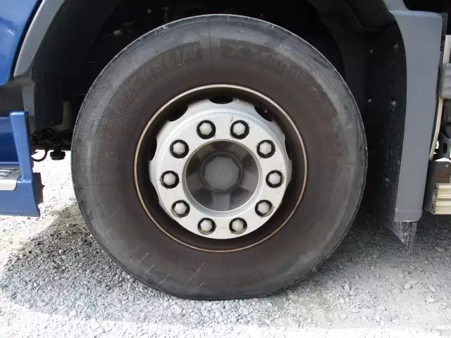 平成26年03月中古大型トラクタヘッドボルボボルボの画像9