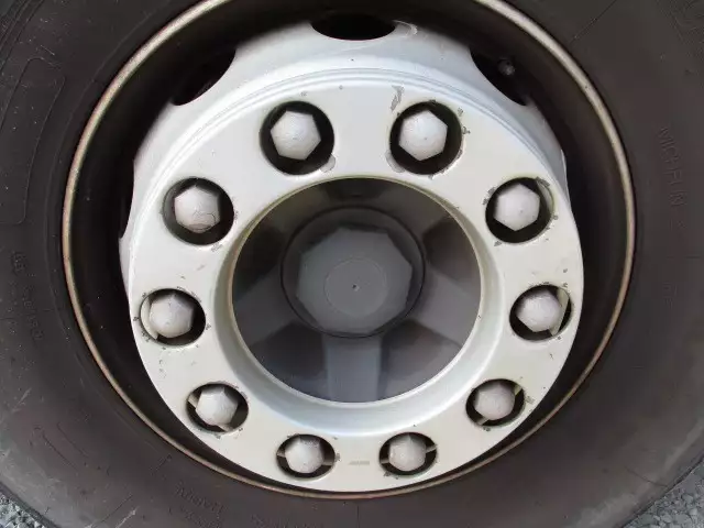 平成26年03月中古大型トラクタヘッドボルボボルボの画像10