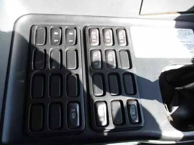 平成25年06月中古大型三菱ふそうスーパーグレートの画像34