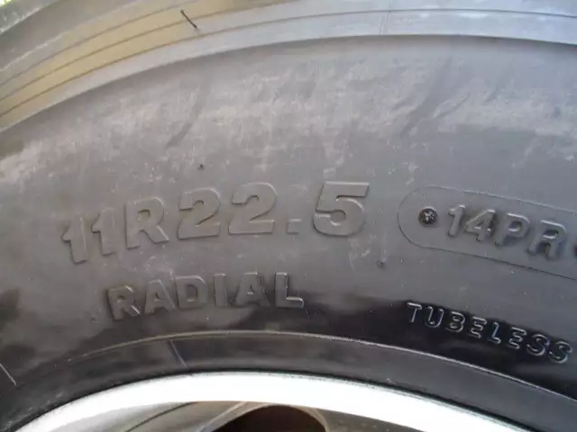 平成25年06月中古大型三菱ふそうスーパーグレートの画像40