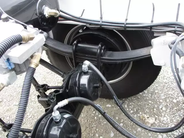 予備検査付(R3) 40FT3軸コンテナシャシ 3軸リーフサス 積載30,480㎏の画像17